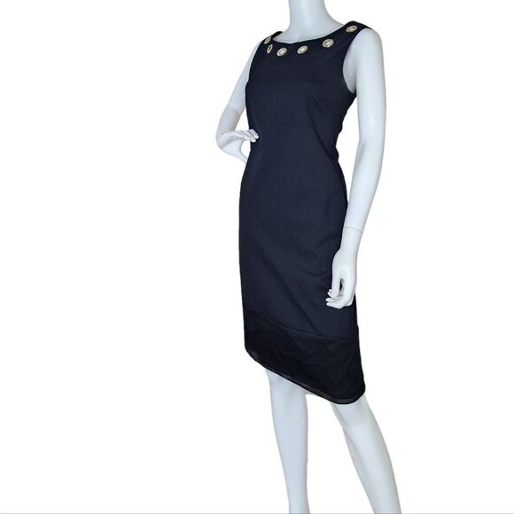 Moschino   - Picture 6 of 15